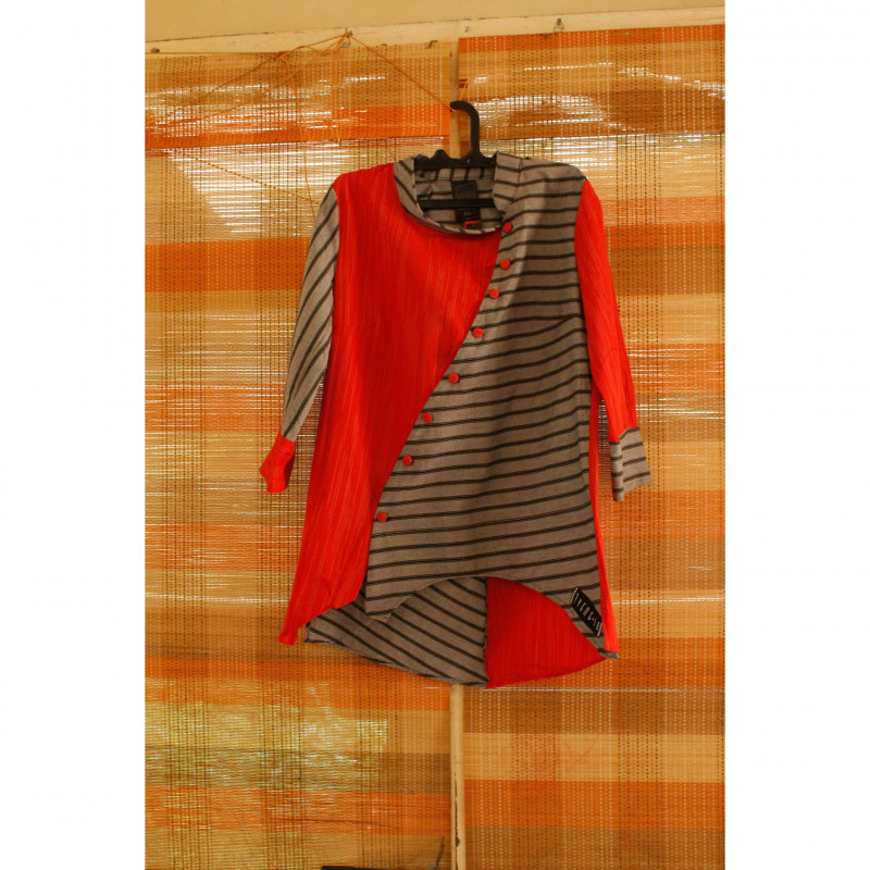 KEMEJA WANITA LURIK DIAGONAL ASIMETRIS