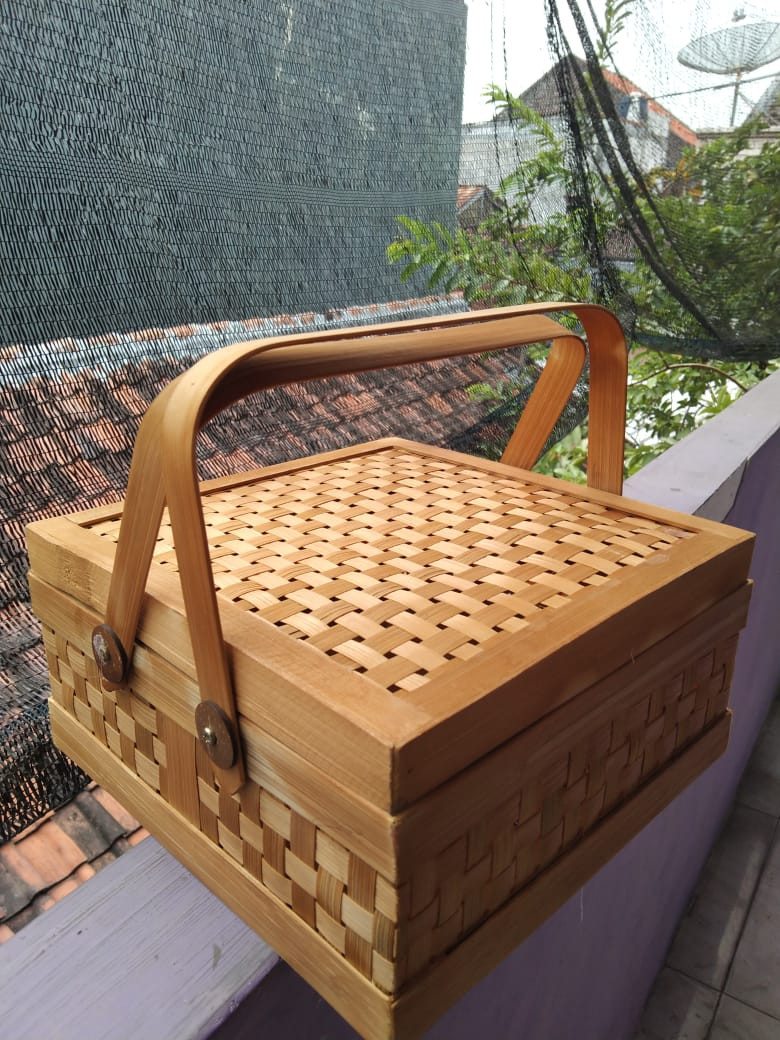 Kotak hampers polosan