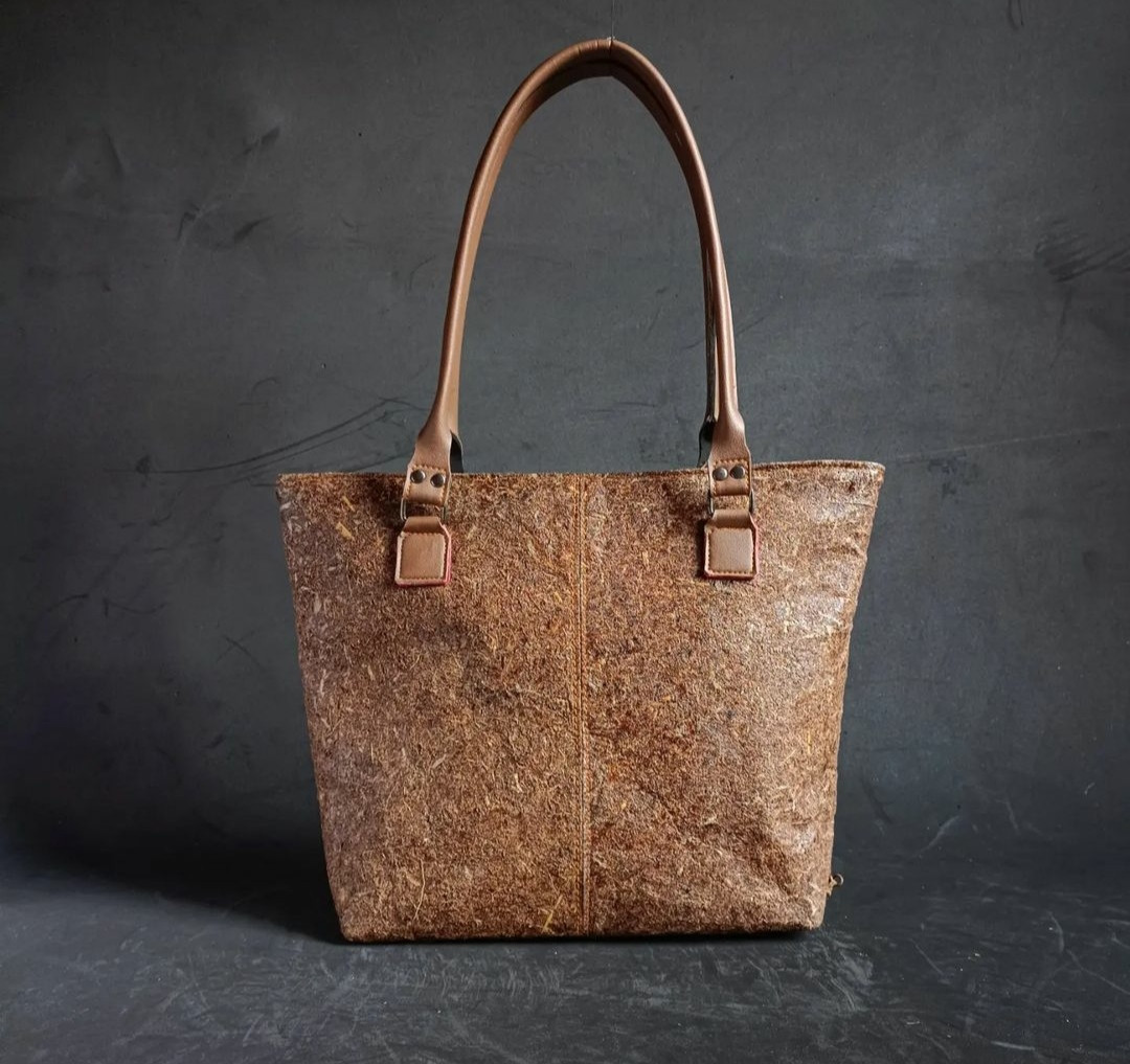 Tote Bag Pelepah Pisang